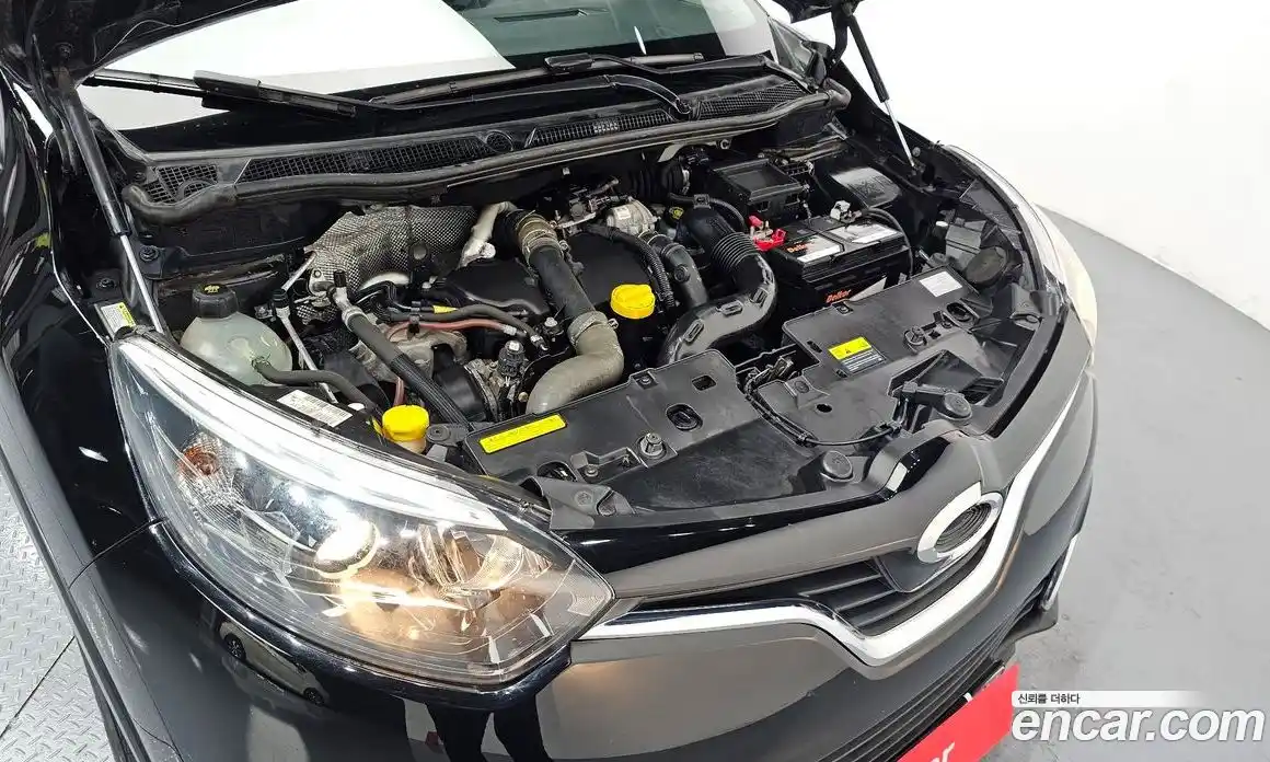 Renault QM3 2015 1.5 Автомат в Москве № 714984, фото 6