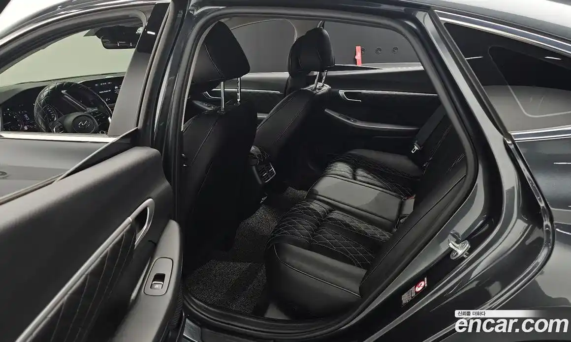 Hyundai Sonata 2021 1.6 Автомат в Москве № 715069, фото 14