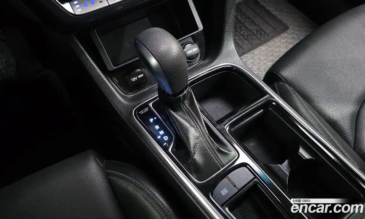 Hyundai Sonata 2018 2.0 Автомат в Москве № 715242, фото 9