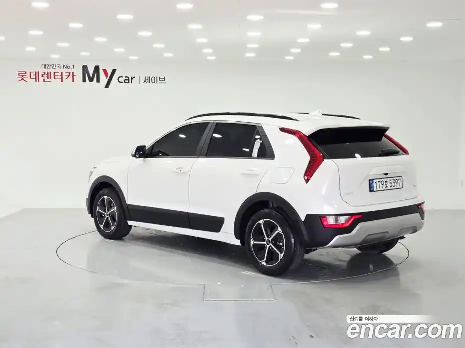 Kia Niro 2024 1.6 Автомат в Москве № 715784, фото 3