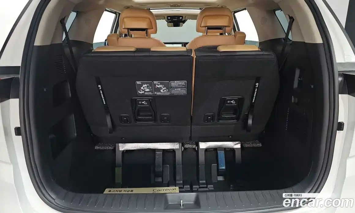 Kia Canival 2022 3.5 Автомат в Москве № 715896, фото 20