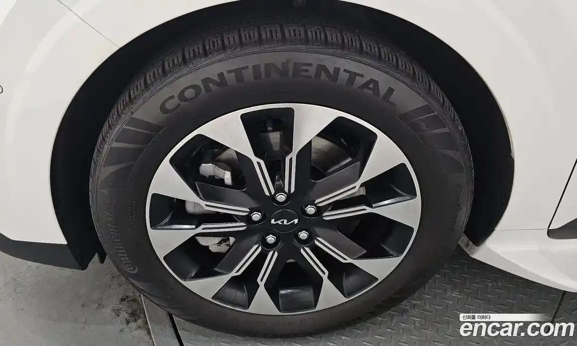 Kia Canival 2022 3.5 Автомат в Москве № 715896, фото 5