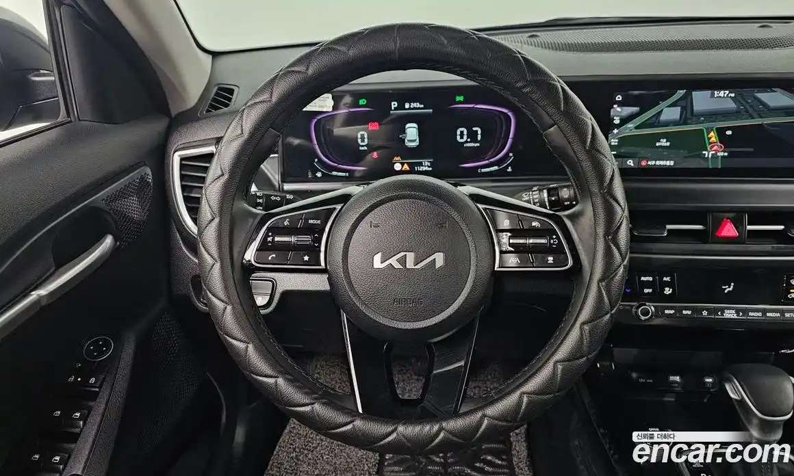 Kia Seltos 2023 2.0 Автомат в Москве № 715924, фото 14