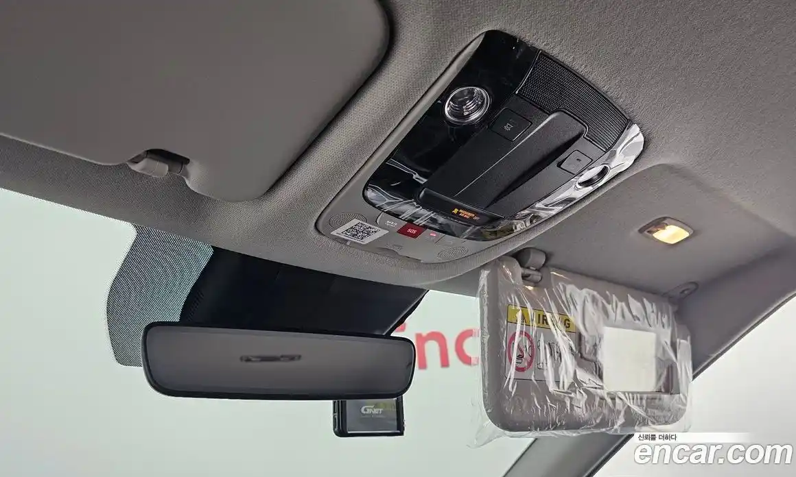 Kia Seltos 2023 2.0 Автомат в Москве № 715924, фото 18