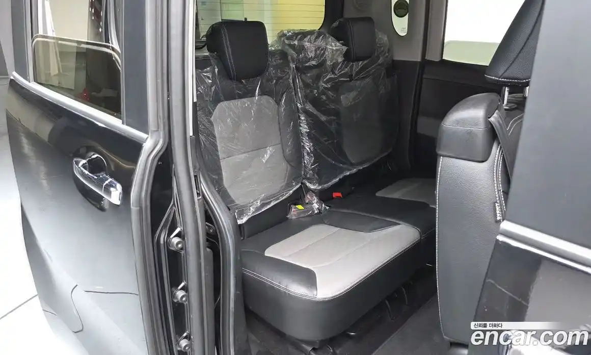 Kia Ray 2022 1.0 Автомат в Москве № 716375, фото 11