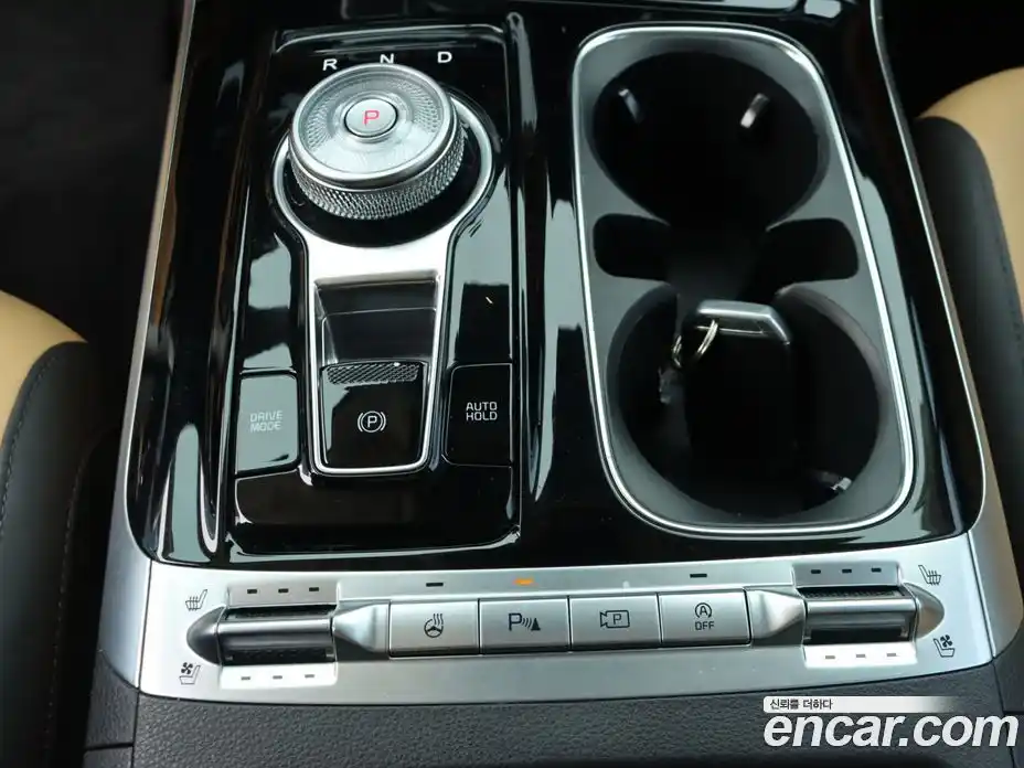 Kia Canival 2023 2.2 Автомат в Москве № 716561, фото 17