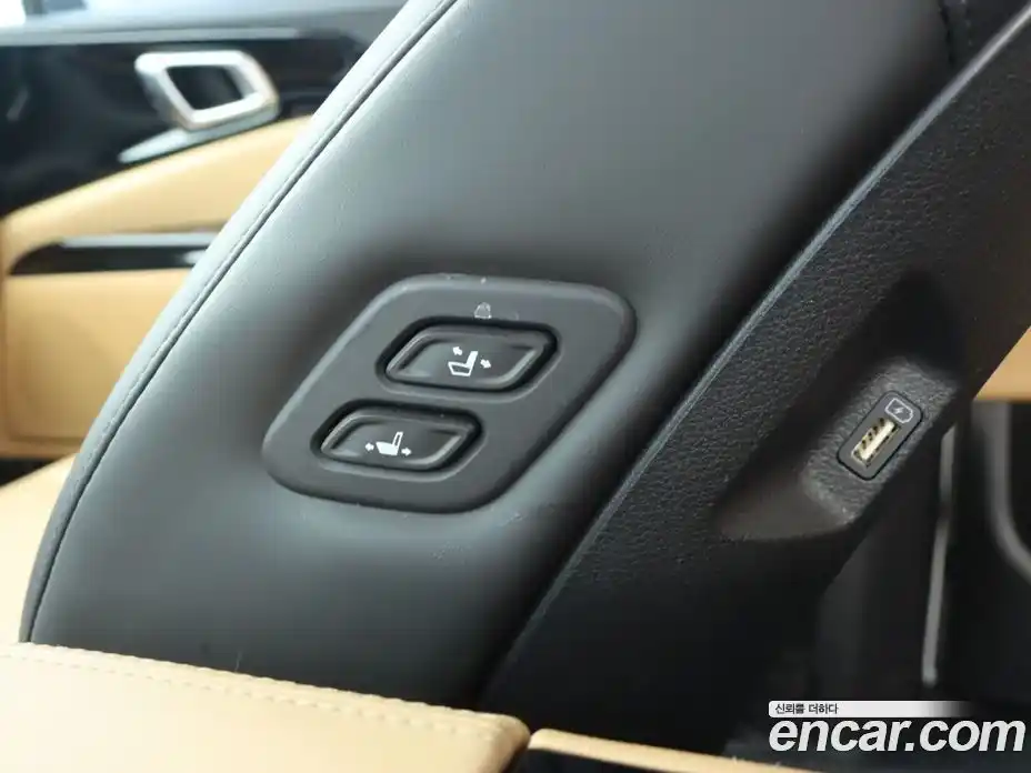 Kia Canival 2023 2.2 Автомат в Москве № 716561, фото 18