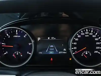 Kia Canival 2023 2.2 Автомат в Москве № 716561, миниатюра 9