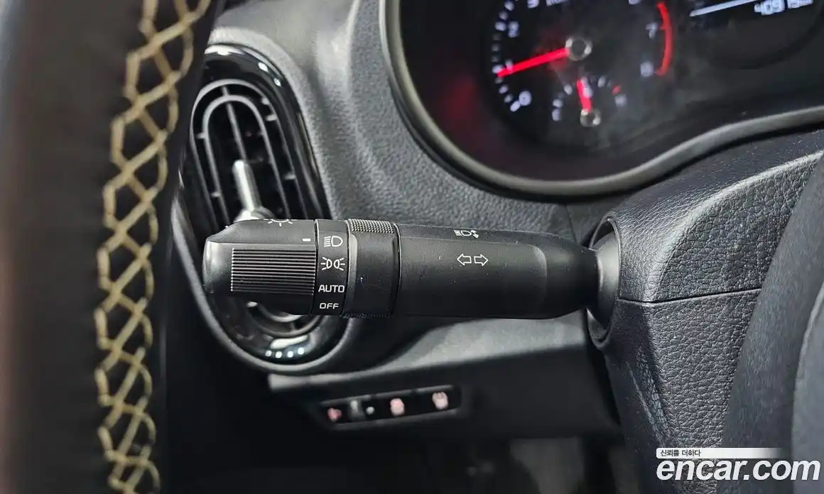 Kia Morning 2019 1.0 Автомат в Москве № 716590, фото 17