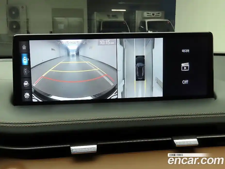 Genesis GV70 2023 2.5 Автомат в Москве № 717100, фото 15