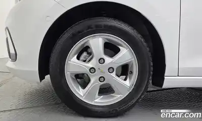 Chevrolet Spark 2017 1.0 Автомат в Москве № 717910, миниатюра 5