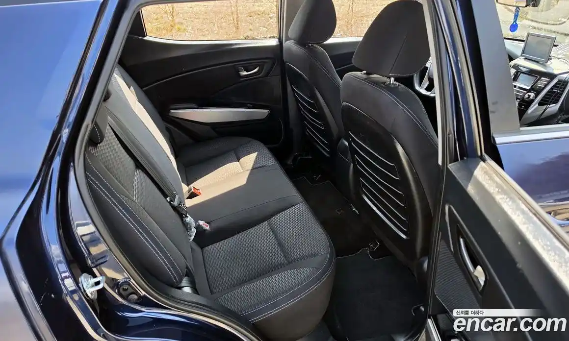 SsangYong TIBOLI 2015 1.6 Автомат в Москве № 717966, фото 12