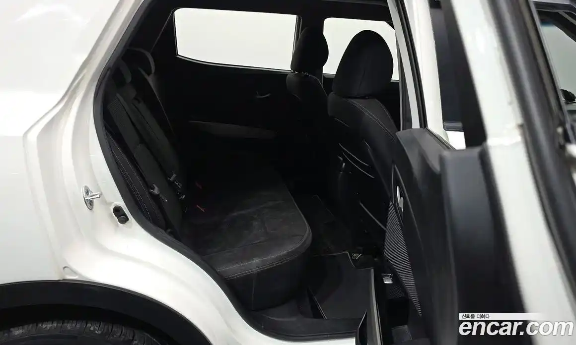 SsangYong TIBOLI 2017 1.6 Автомат в Москве № 718256, фото 12