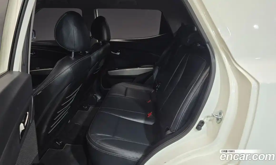 SsangYong TIBOLI 2016 1.6 Автомат в Москве № 718443, фото 13