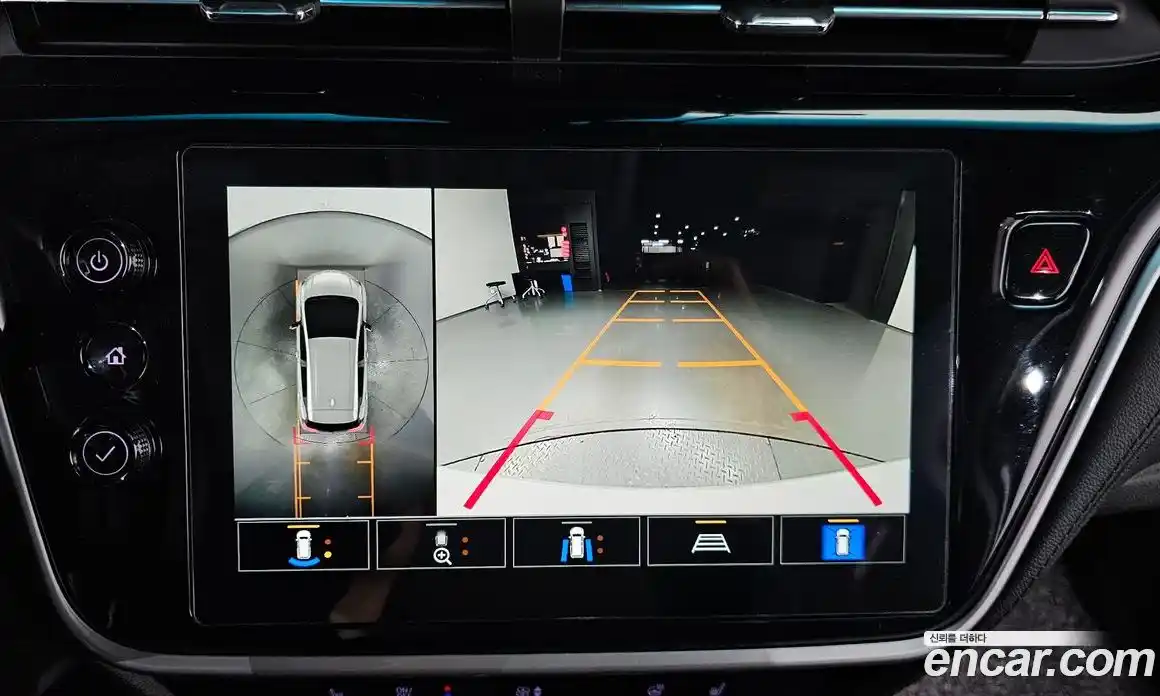 Chevrolet Bolt EV 2023 0.1 Автомат в Москве № 718708, фото 14