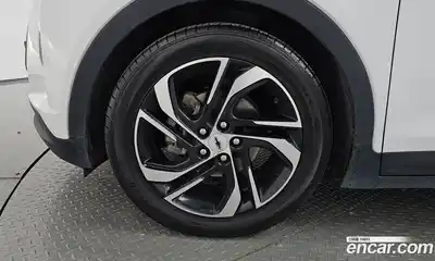 Chevrolet Bolt EV 2023 0.1 Автомат в Москве № 718708, миниатюра 4