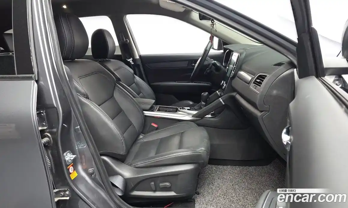 Renault QM6 2023 2.0 Автомат в Москве № 719739, фото 11