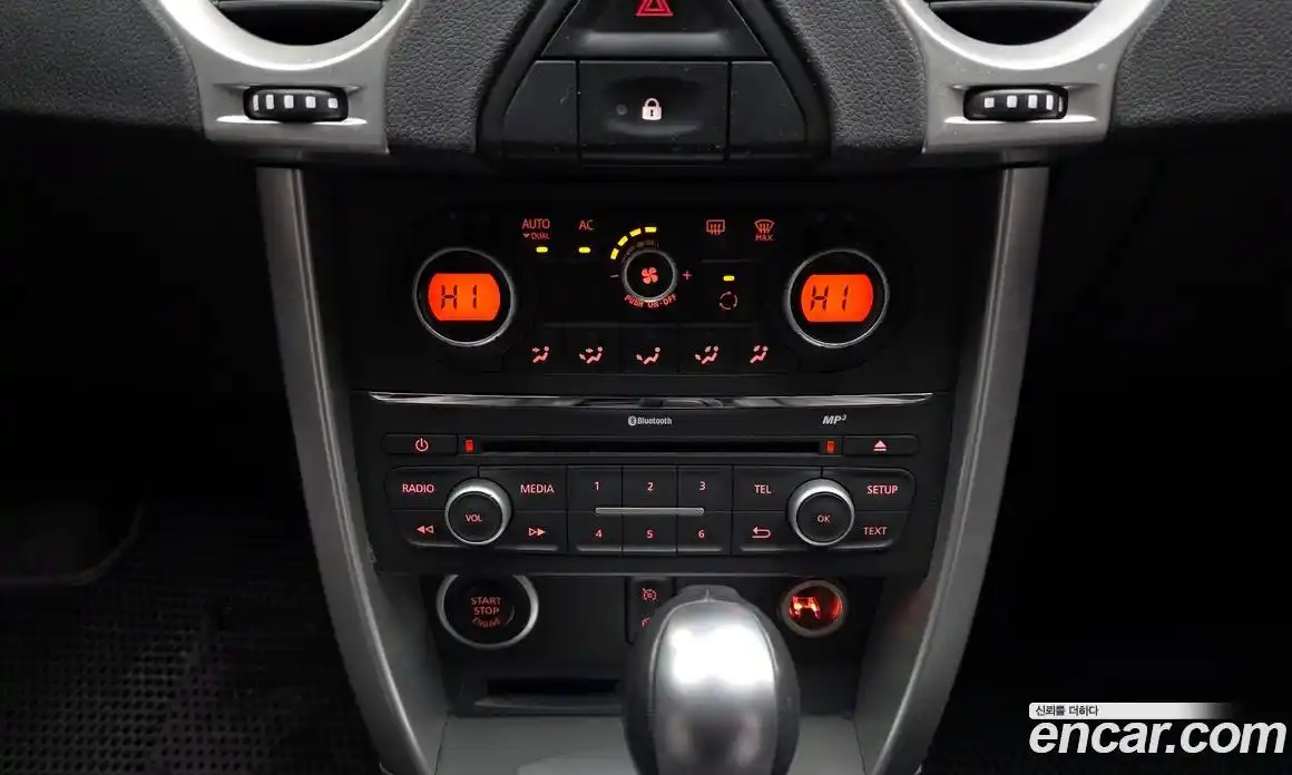 Renault QM5 2014 2.0 Автомат в Москве № 719927, фото 15