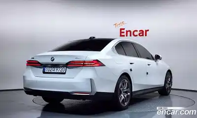 BMW 5-Series 2024 2.0 гидро в Москве № 720325, миниатюра 2