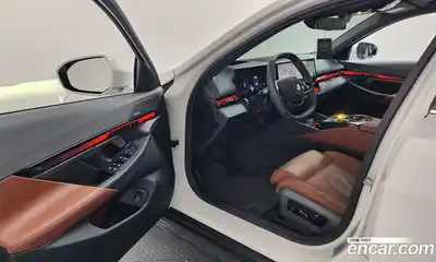 BMW 5-Series 2024 2.0 гидро в Москве № 720325, миниатюра 10