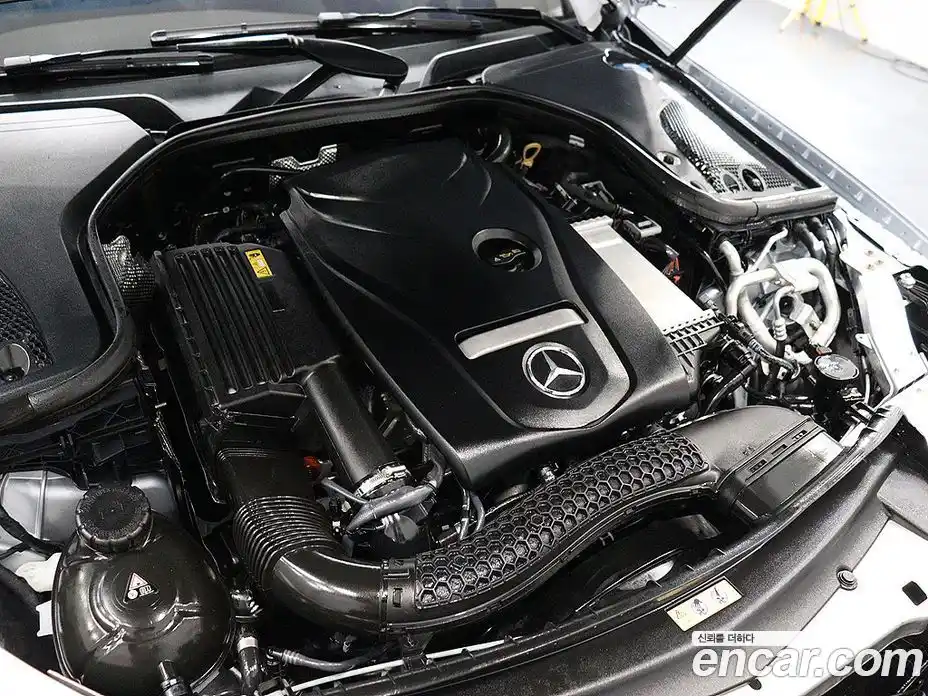 Mercedes-Benz E-Class 2022 2.0 Автомат в Москве № 721914, фото 19