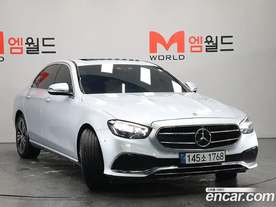 Mercedes-Benz E-Class 2022 2.0 Автомат в Москве № 721914, фото 3
