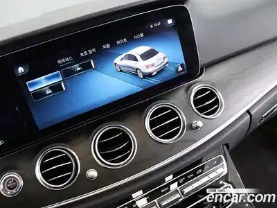 Mercedes-Benz E-Class 2022 2.0 Автомат в Москве № 721914, миниатюра 7