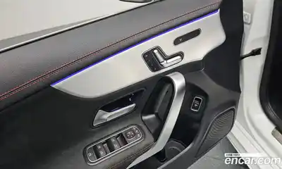 Mercedes-Benz CLA-Class 2023 2.0 Автомат в Москве № 722004, миниатюра 12