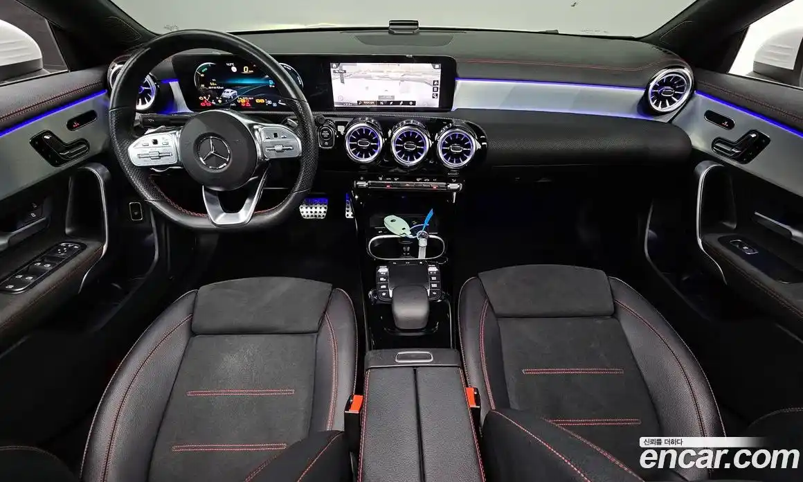 Mercedes-Benz CLA-Class 2023 2.0 Автомат в Москве № 722004, фото 7