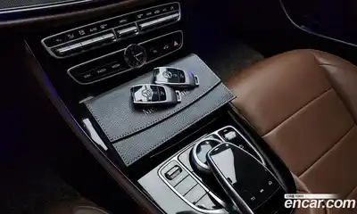 Mercedes-Benz E-Class 2019 2.0 Автомат в Москве № 722397, миниатюра 11