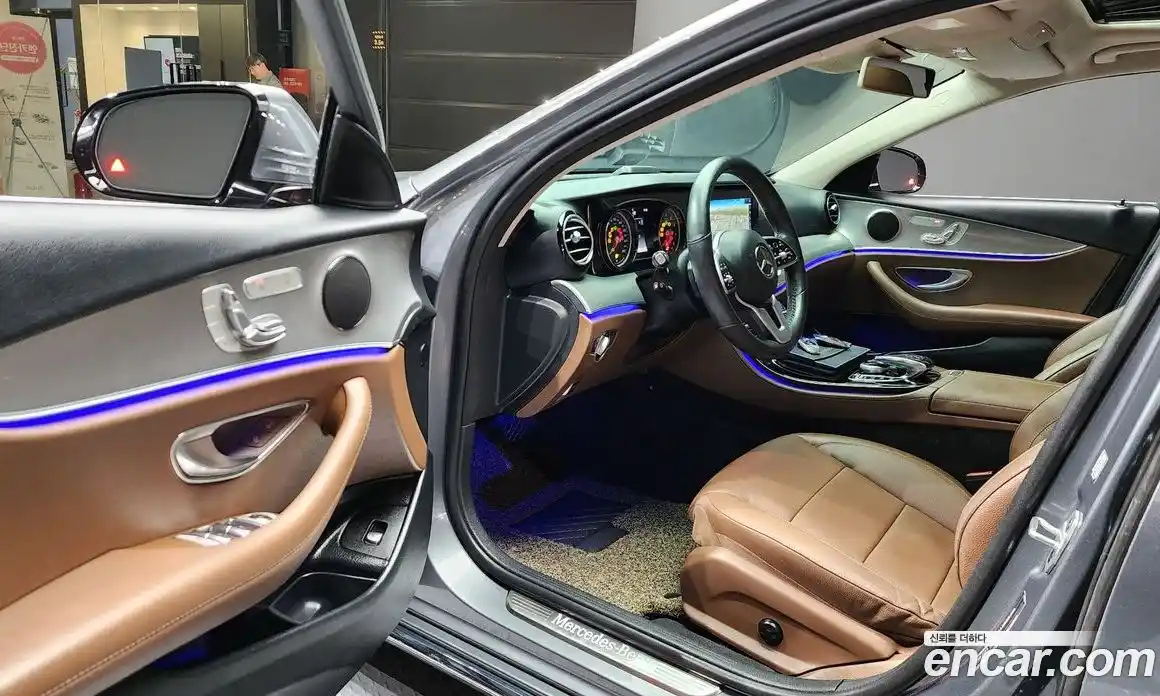 Mercedes-Benz E-Class 2019 2.0 Автомат в Москве № 722397, фото 12