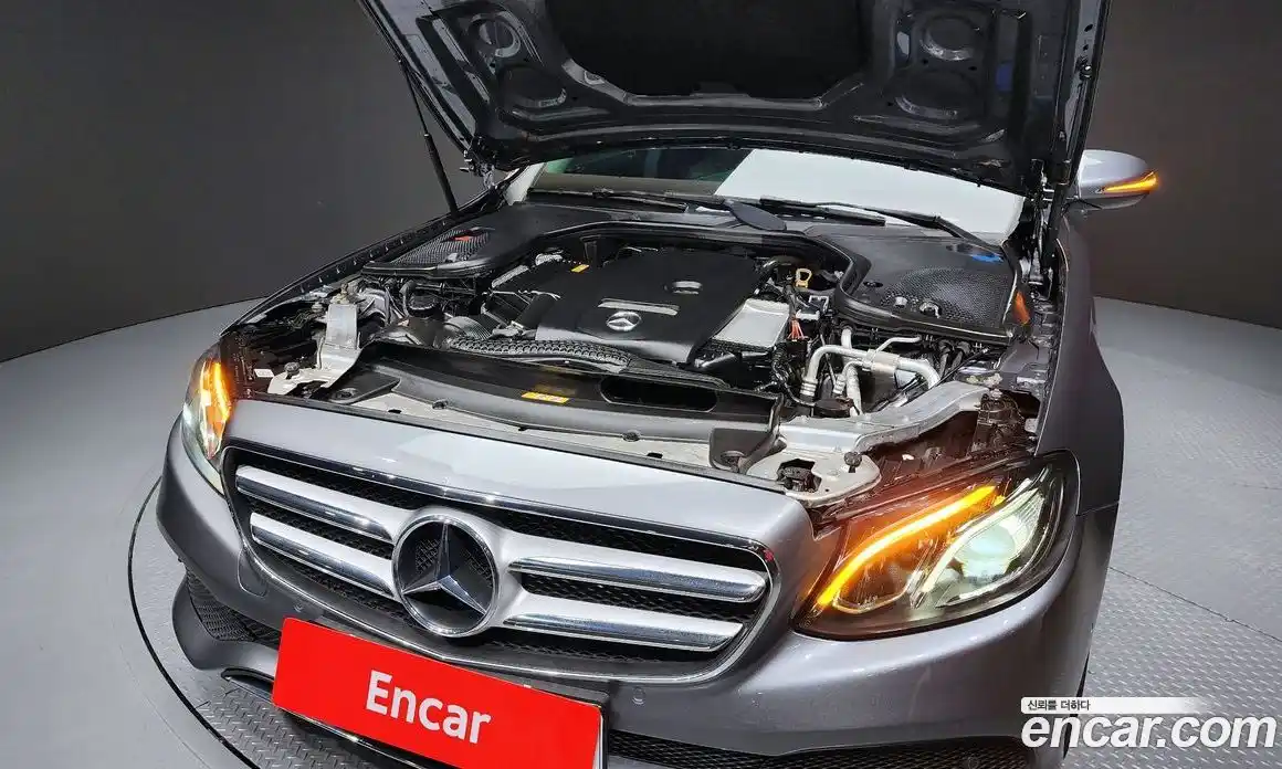 Mercedes-Benz E-Class 2019 2.0 Автомат в Москве № 722397, фото 18