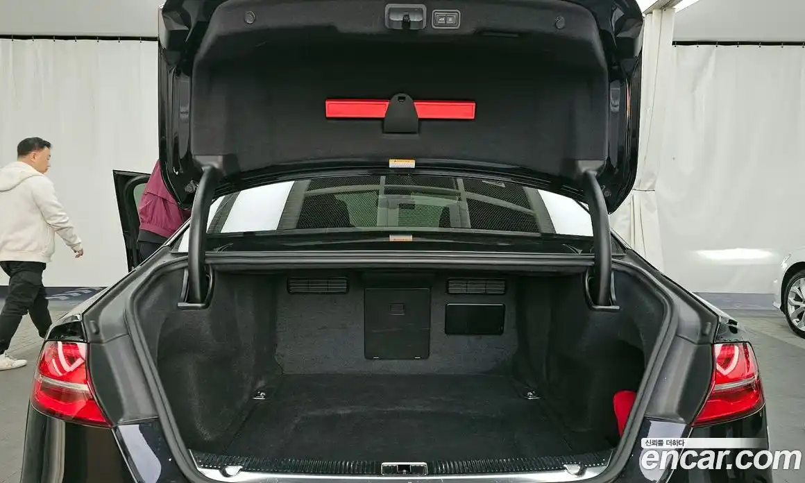 Audi A8 2014 3.0 Автомат в Москве № 723543, фото 20