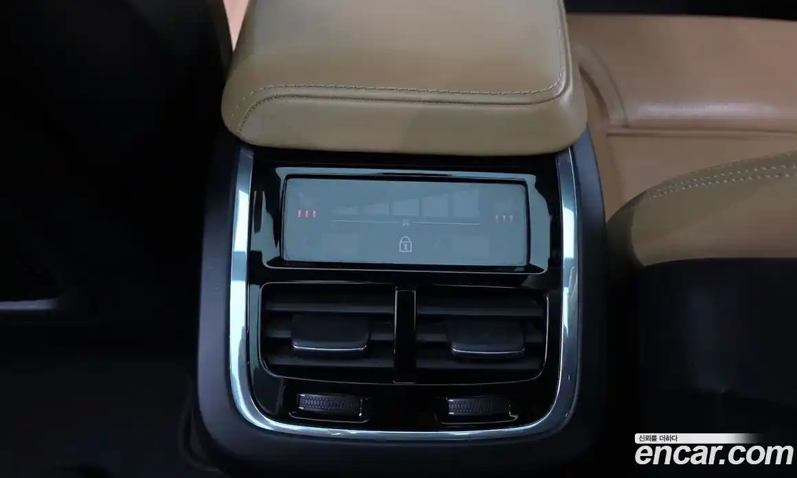 Volvo XC60 2020 2.0 Автомат в Москве № 724127, фото 18