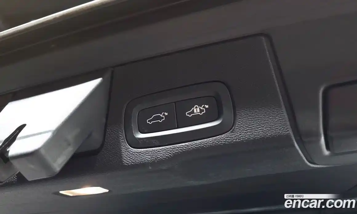 Volvo XC60 2020 2.0 Автомат в Москве № 724127, фото 19