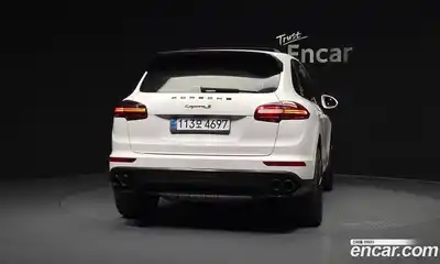 Porsche Cayenne 2016 3.0 Автомат в Москве № 724285, миниатюра 4