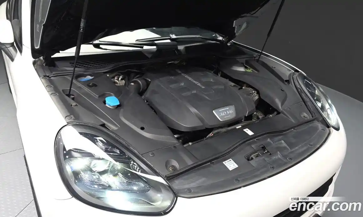 Porsche Cayenne 2016 3.0 Автомат в Москве № 724285, фото 6