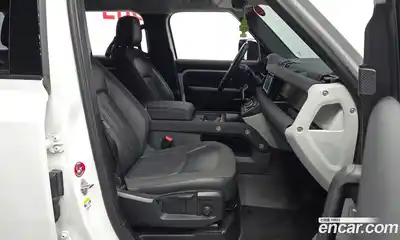 Land Rover Defender 2020 2.0 Автомат в Москве № 724394, миниатюра 11