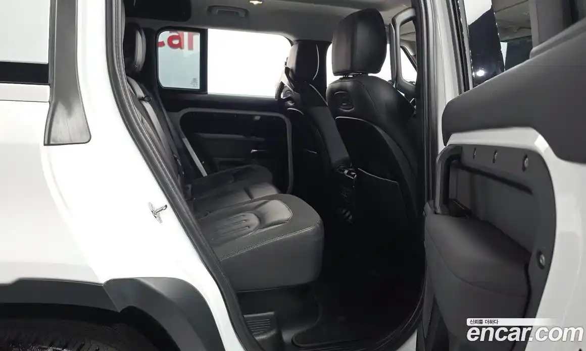 Land Rover Defender 2020 2.0 Автомат в Москве № 724394, фото 12