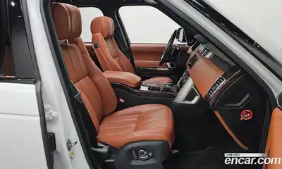Land Rover Range-Rover 2017 4.4 Автомат в Москве № 724465, миниатюра 11