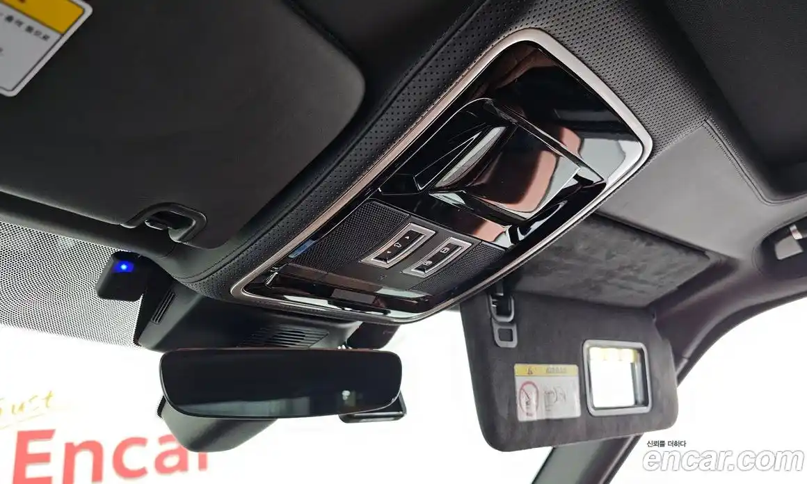 Land Rover Range-Rover 2017 4.4 Автомат в Москве № 724465, фото 18