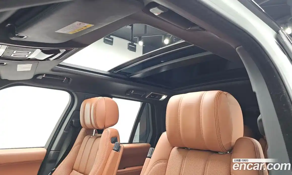 Land Rover Range-Rover 2017 4.4 Автомат в Москве № 724465, фото 20