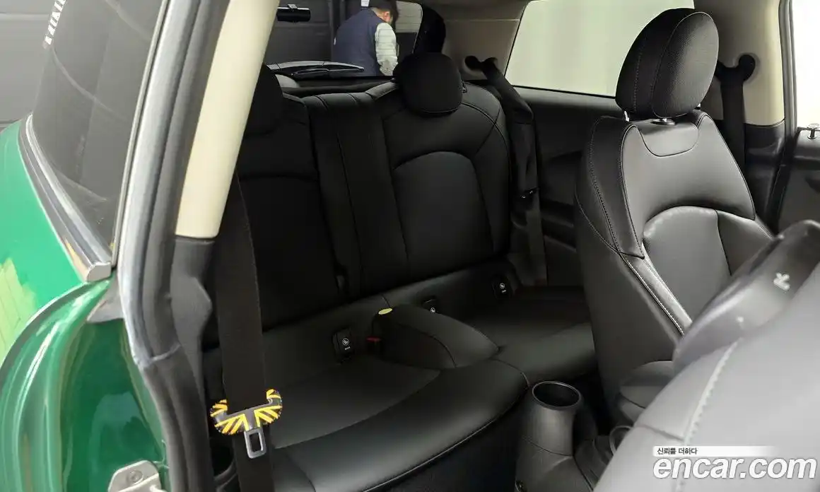 Mini Cooper 2021 1.5 Автомат в Москве № 724869, фото 12