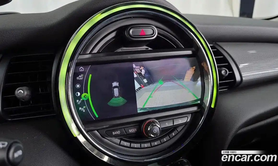 Mini Cooper 2021 1.5 Автомат в Москве № 724869, фото 15