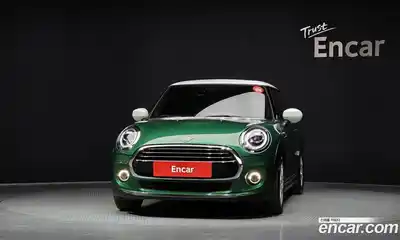Mini Cooper 2021 1.5 Автомат в Москве № 724869, миниатюра 3