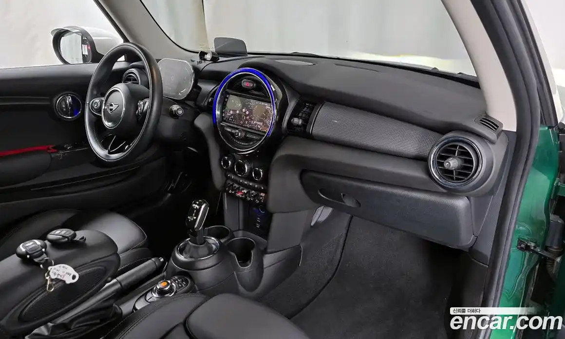 Mini Cooper 2021 1.5 Автомат в Москве № 724869, фото 7