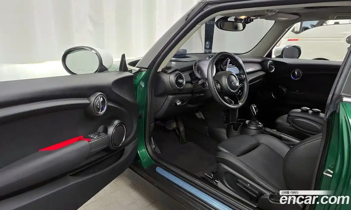 Mini Cooper 2021 1.5 Автомат в Москве № 724869, фото 10