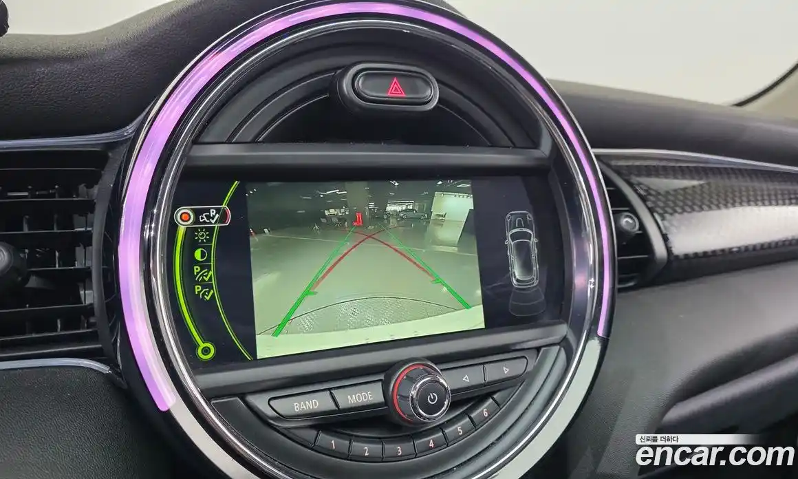 Mini Cooper 2017 2.0 Автомат в Москве № 724889, фото 18