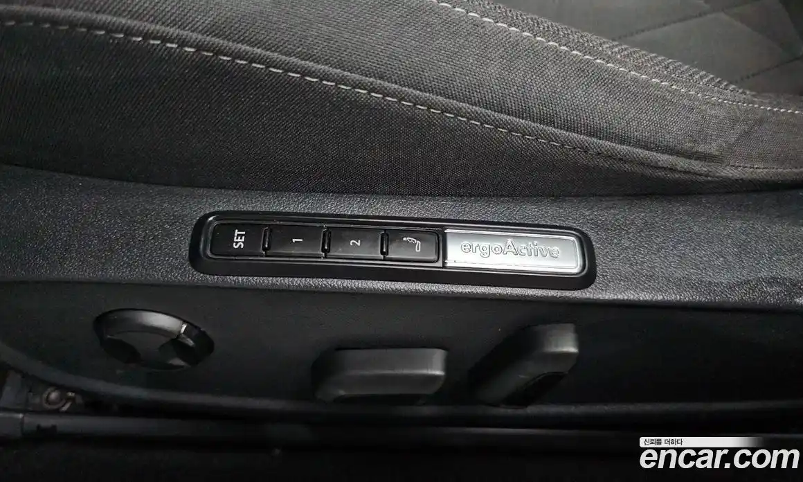 Volkswagen Golf 2023 2.0 Автомат в Москве № 725106, фото 17