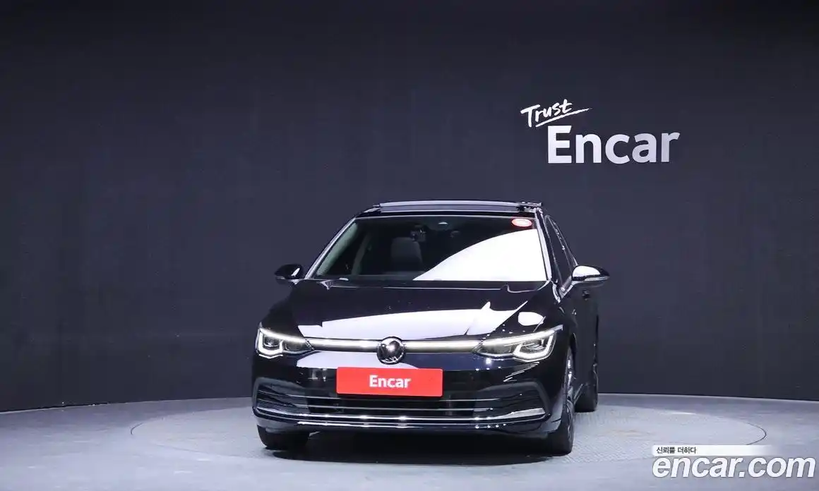 Volkswagen Golf 2023 2.0 Автомат в Москве № 725106, фото 3